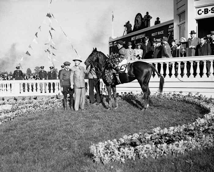kentucky-derby-1958-winners-circle.jpg